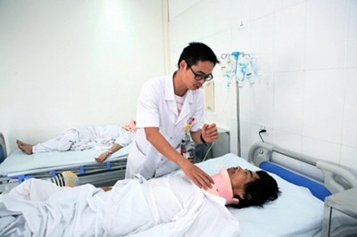 Les médecins vietnamiens en fête - ảnh 1